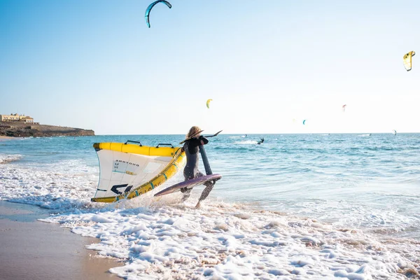 Portugal Sintra Août 2022 Praia Guincho Surfeur Voile Faisant Surf — Photo