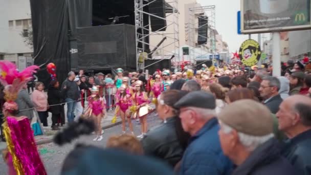 Loures Portugal Feb 2023 Coloridos Participantes Del Festival Carnaval Carnaval — Vídeos de Stock
