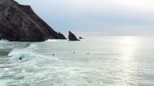 Aerial View Group Friends Enjoys Swimming Bodyboarde Surfing Atlantic Ocean — Stock Video