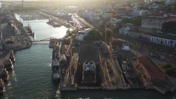 Luftdrone Skud Skib Reparation Tørdok Lisbons Havn Beliggende Den Nordlige – Stock-video
