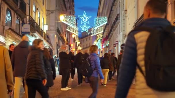 Lisbonne Portugal Décembre 2023 Personnes Marchant Nuit Noël Aurea City — Video