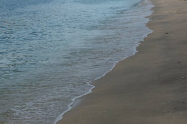 Kumsaldaki güneşli günün kızılötesi görüntüsü..