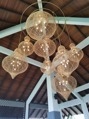 kapalı ahşap tavan abajur.