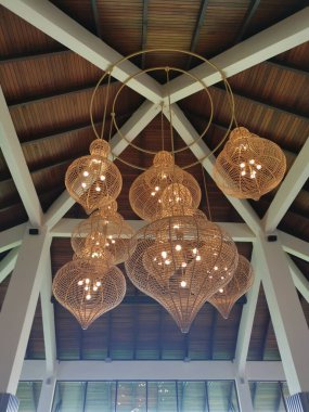 kapalı ahşap tavan abajur.