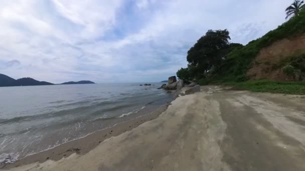 Motion Footage Walking Beach — Vídeos de Stock