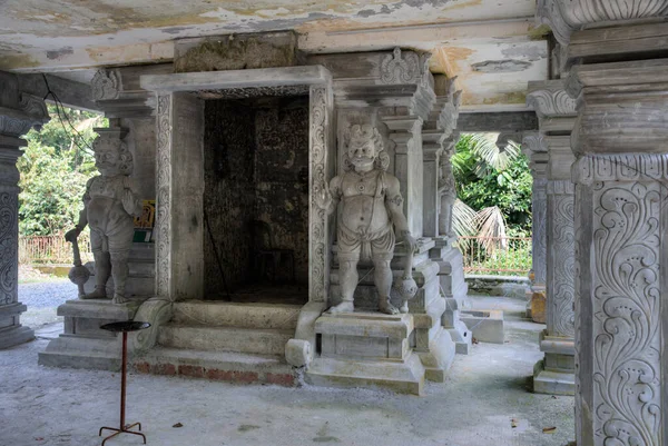 2023年5月13日 在泰平的Bukit Larut山上 沿路发现一座古老而偏僻的印度寺庙 — 图库照片