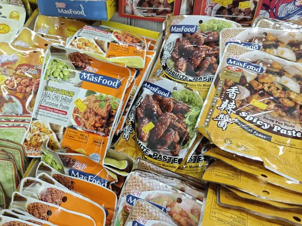 Perak Malasia Junio 2023 Variedad Marcas Paquete Pasta Sabor Especias — Foto de Stock