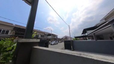 Sokaktaki değişen havanın hızlandırılmış görüntüleri