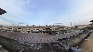 Sokaktaki değişen havanın hızlandırılmış görüntüleri