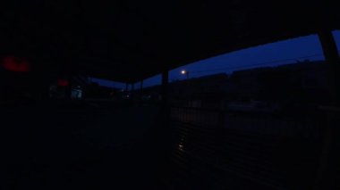 Sokaktaki değişen havanın hızlandırılmış görüntüleri