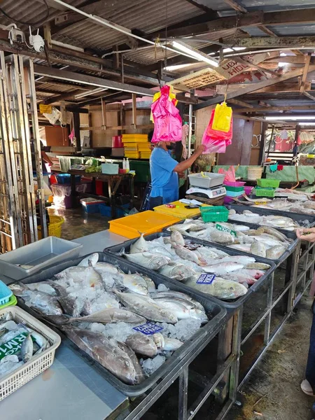 Перак Малайзия Июня 2023 Года Активность Азиатских Людей Покупающих Морепродукты — стоковое фото