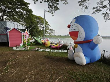 Perak, Malezya. 19 Ekim 2023: Ipoh 'taki Batu Gajah Silver Gölü Parkı' nda eğlence gezisi eğlence fuarının çeşitliliği.