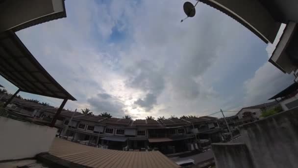 Scène Temporelle Ciel Changeant Donnant Sur Balcon Toit — Video