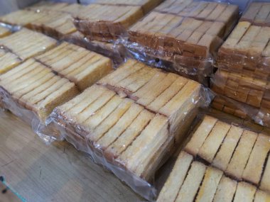 hazır kurutulmuş ekmek krakerleri.