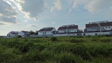 Gökyüzünün doğal güzelliklerine bakarak.... 