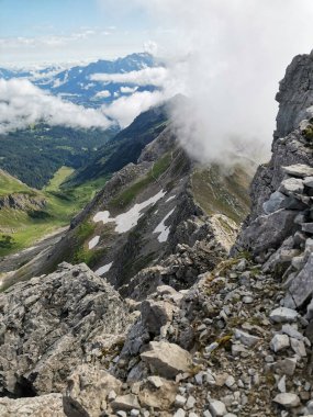 Güzel Alp manzarası vadisi
