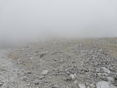 Bavyera 'daki Watzmann dağından iniyor.