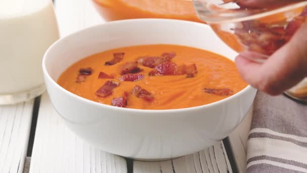 Roasted Butternut Squash Soup Recipe Serve Soup Bowls Add Bacon — Stock Video