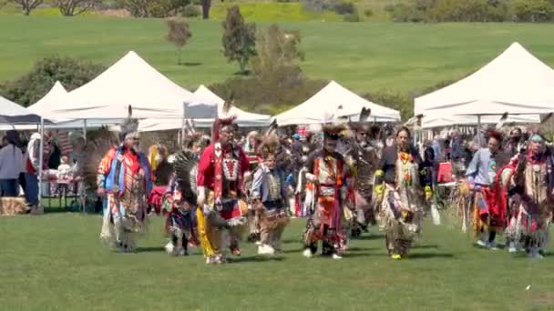 Malibu Califórnia Abril 2024 Chumash Day Pow Wow Inter Tribal — Vídeo de Stock