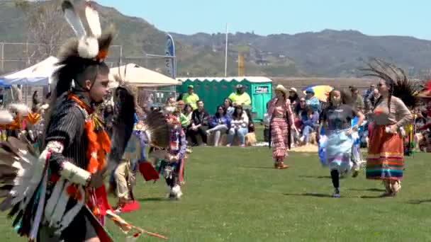 Malibu California April 2024 Chumash Day Pow Wow Inter Tribal – stockvideo
