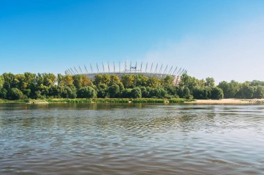 Varşova, Polonya, 15 Eylül 2023 - Varşova Ulusal Stadyumu Varşova nehrinin kıyısı, Polonya