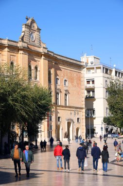 Sassi di Matera 'nın mimari detayları Matera şehrinin tarihi bir bölgesidir. Belvedere di Murgia Timone, Basilicata, İtalya' daki antik mağara evleri ile ünlüdür.