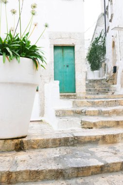 Apulia, İtalya, Avrupa 'daki beyaz şehir Ostuni' nin mimarisi