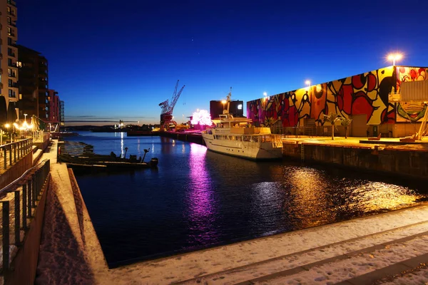 Вид Старый Порт Осло Акер Брюх Популярный Район Множеством Баров — стоковое фото
