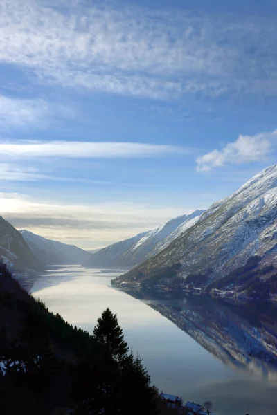 Τοπίο Της Sogne Fjord Στη Νορβηγία Ευρώπη — Φωτογραφία Αρχείου