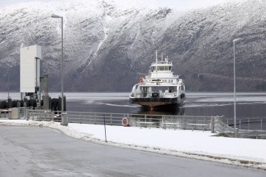 Norveç, Avrupa 'da Nordfjord' un kışın sert manzarası