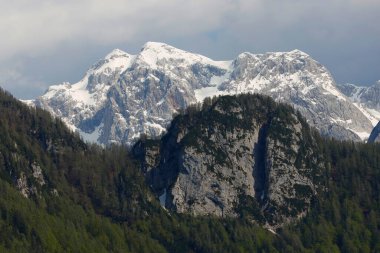 Julian Alpleri, Triglav Ulusal Parkı, Slovenya, Avrupa 'da bahar sonu manzarası