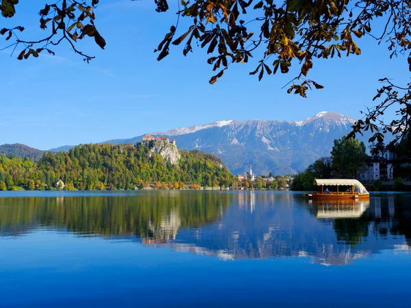 Vista Turistica Autunnale Del Lago Bled Slovenia Europa — Foto Stock