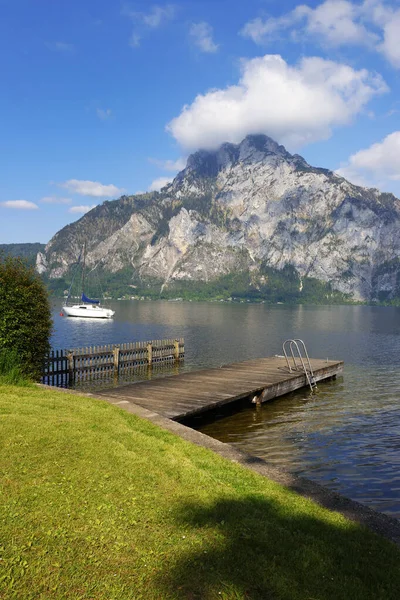 Veduta Panoramica Traunstein Lago Traunsee Durante Tramonto Foto Paesaggio Del — Foto Stock