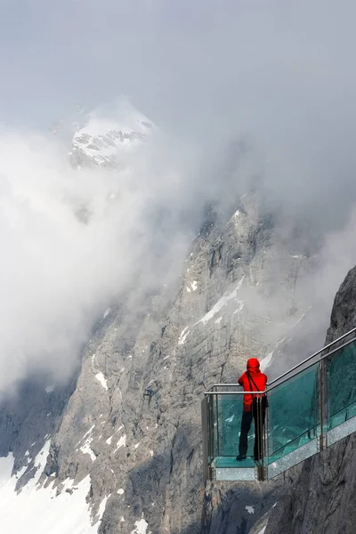 Avusturya, Avrupa 'daki Schladming-Dachstein teleferiğinin Dachstein dağ istasyonu.