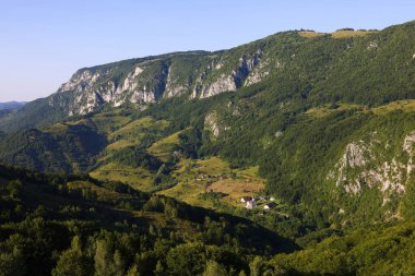 Apuseni Dağları, Batı Karpatlar, Dumesti Salciua köyü Romanya, Avrupa 'nın güzel dağ manzarası