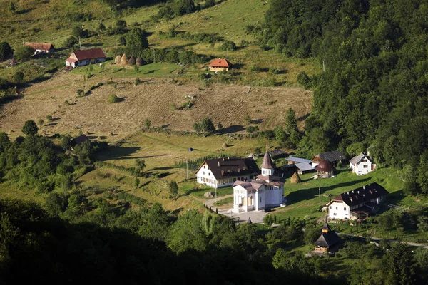 Παραδοσιακά Σπίτια Στο Χωριό Dumesti Στα Βουνά Apuseni Ρουμανία Ευρώπη — Φωτογραφία Αρχείου