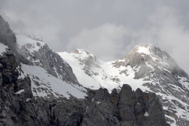 Dolomitler, Marmolada Bölgesi, İtalya ve Avrupa 'da fırtınalı alp manzaraları