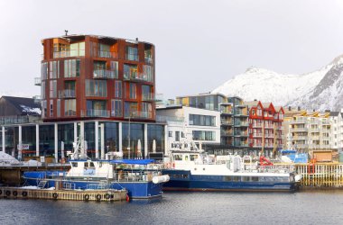 Kış aylarında Svolvaer tatil görünümü, Lofoten Takımadaları, Norveç, Avrupa