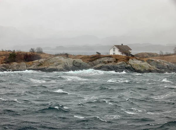 Eine Idyllische Landschaft Mit Atlantikküste Norwegen Dramatische Winterlandschaft Auf Den — Stockfoto