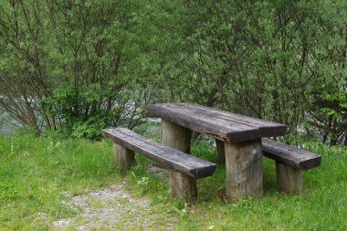 Luce tatil beldesinde geleneksel ahşap mimari, Slovenya, Avrupa