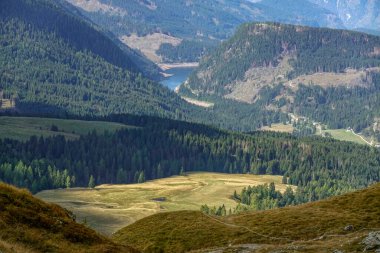 San Martino di Castrozza yakınlarındaki ünlü Pale di San Martino manzarası, İtalyan Dolomitleri, Avrupa