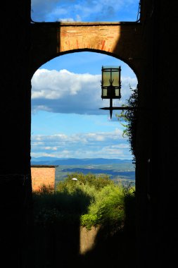 San Gimignano ortaçağ şehri Toscana, İtalya ve Avrupa 'nın mimari detayları