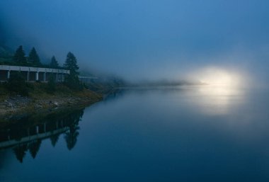 Lago Fedaia - Fedaia Gölü, Dolomiti dağ İtalya. Marmolada massif Trentino Alto Adige, South Tyrol İtalyan Dolomites