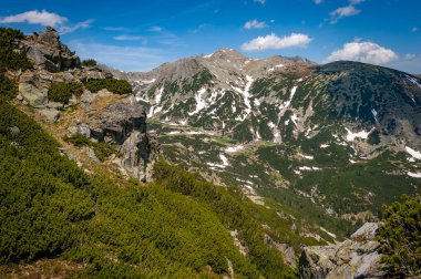 Retezat Dağları'nda bahar manzarası, Romanya, Avrupa