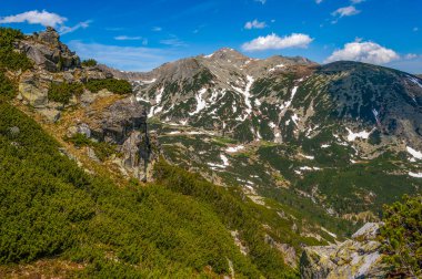Retezat Dağları'nda bahar manzarası, Romanya, Avrupa