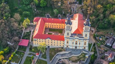 Arad, Romanya ve Avrupa 'daki Maria Radna Fransisken Manastırı' nın hava manzarası