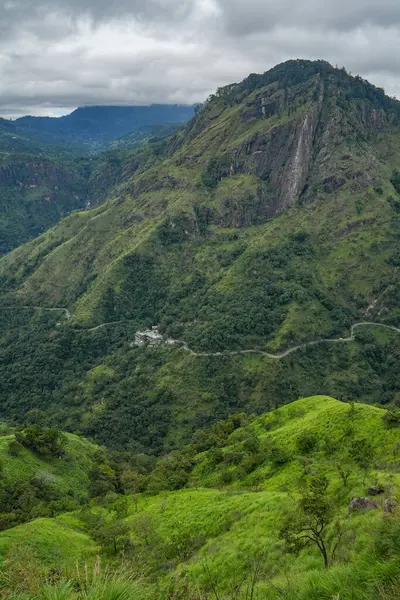 Ella, Sri Lanka, Asya 'daki Little Adams tepesinden panoramik manzara