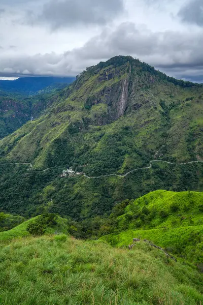 Ella, Sri Lanka, Asya 'daki Little Adams tepesinden panoramik manzara