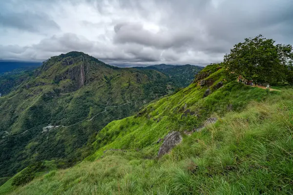 Ella, Sri Lanka, Asya 'daki Little Adams tepesinden panoramik manzara
