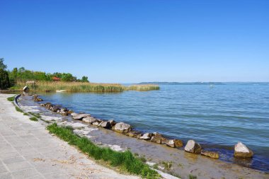 Yazın Balaton Gölü 'nün güzel manzarası, Macaristan, Avrupa
